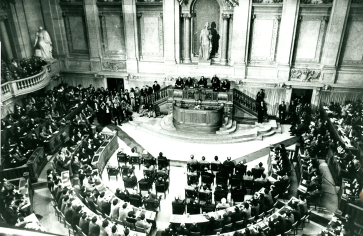 Sessão Solene de Abertura da Assembleia Constituinte, 2 de junho de 1975